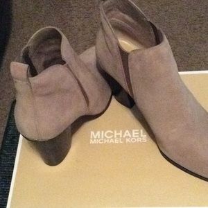Michael Kors bran new genuine leather suede boots